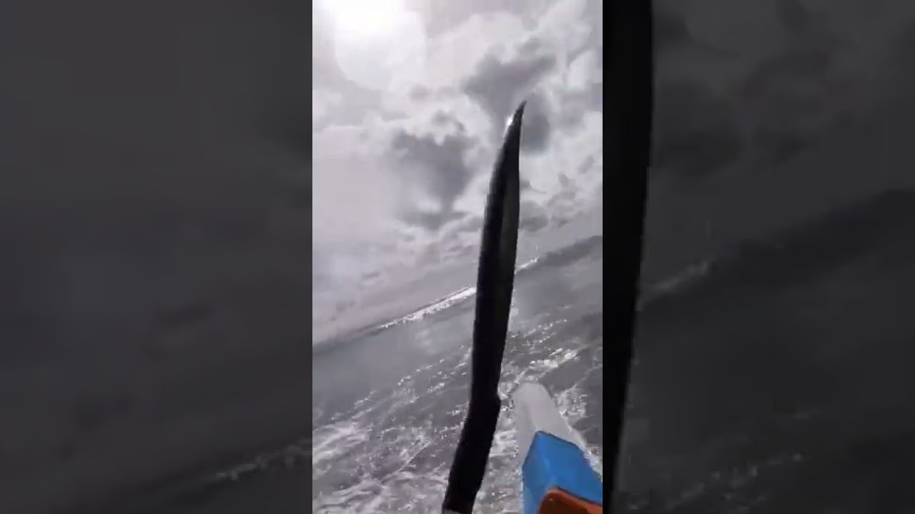 How not to paddle through waves 😅