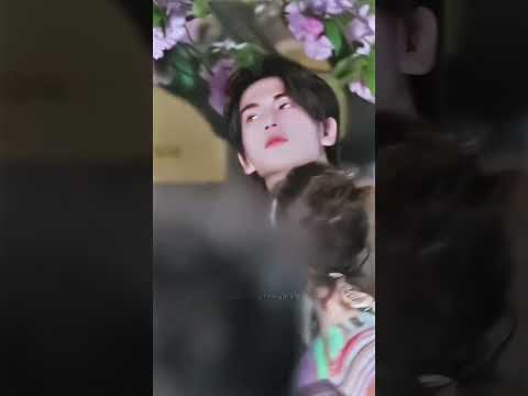 The way he looked at shenyue and then he smiled😻👀💗....#zanglinghe#shenyue#cdrama #youtubeshorts