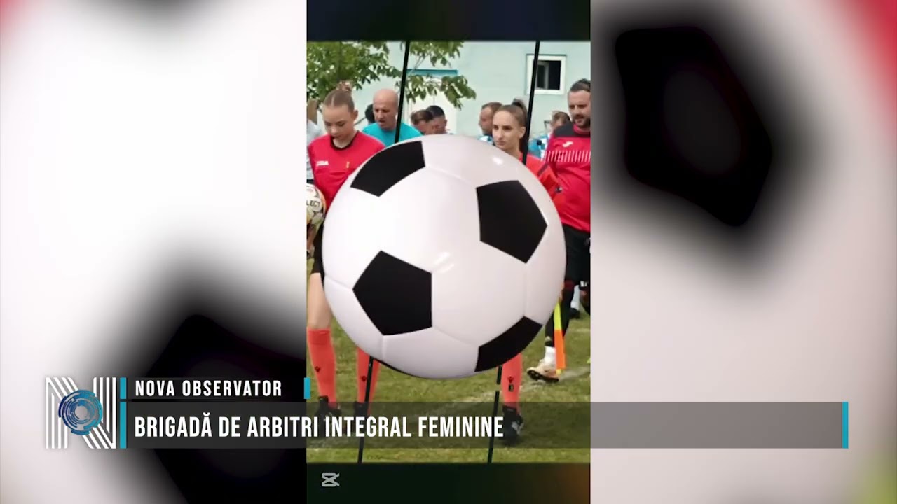 Brigadă de arbitri integral feminine