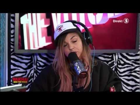 Singelaktuella Alina Devecerski gästar - VAKNA! med The Voice