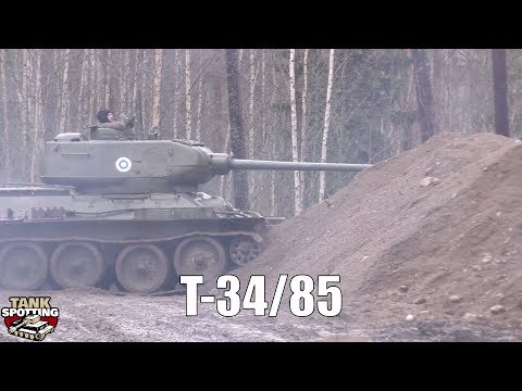 T-34/85 meets unmovable object, oops - Parola Kevätsawutus 2018