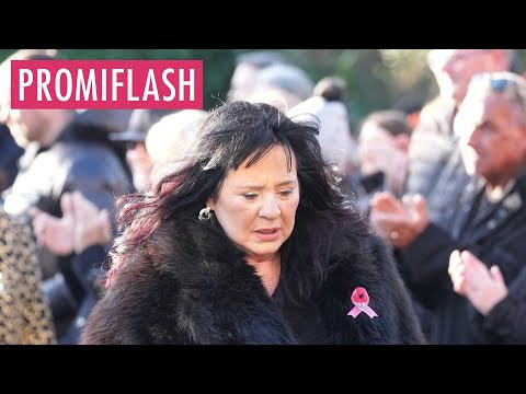 Video Thumbnail: Coleen Nolan nimmt unter Tränen Abschied von Linda