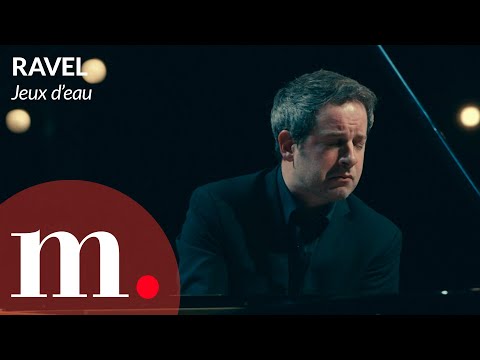 Bertrand Chamayou performs Ravel's Jeux d'eau at the Philharmonie de Paris