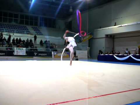 Linda Mastrandrea. Nastro.