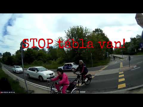 Az orosz rendőr: "STOP tábla van!" - The russian police: "There is a STOP sign!"