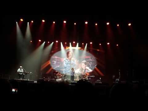 Marie Rottrová - Máma /O2 aréna 20.12.2016/