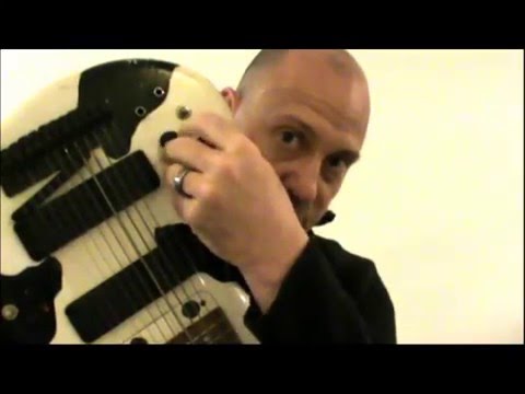 Kingvegas demonstrates the Warr Guitar Part 1