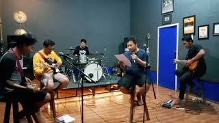 Download lagu lolot jalani dogen cover mp3 Download lagu lolot jalani dogen cover mp3