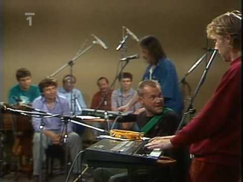 Vlasta Redl & AG Flek "Přejeli jsme slepici" 1991