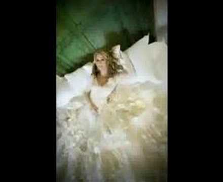 Petra Berger met Close your eyes