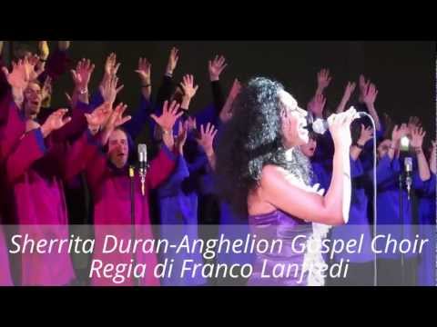 SHERRITA DURAN canta "This little light of mine + Amen" al Palasport di Castel Goffredo (MN)