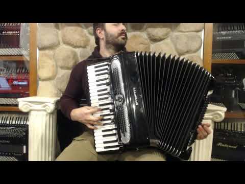 5967 - Black Giulietti Artist Classic 125 Piano Accordion LMM 41 120 $5999