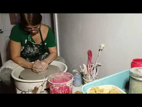 Making a blue udu drum  |  timelapse