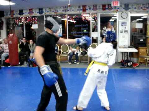 USA TKD Kickboxing - Fight 05 - Master Anthony VS  Kaly Lee