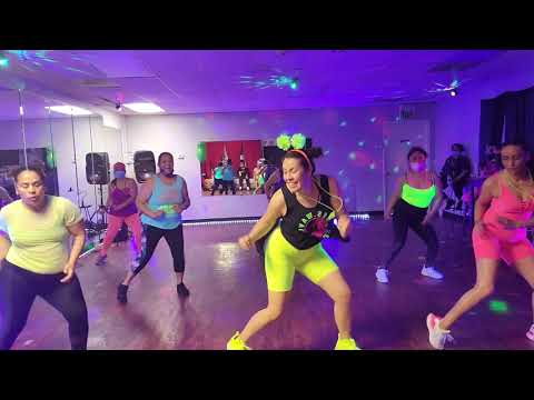 Serkiel ft. Jhon & Demian Yo me enamore? (by Yesenia Garcia) #fitdance #neonparty #chicagoinstructor