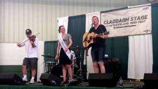 James Kilbane sings "Rose of Tralee" to 2016 Ohio Rose Kathleen Rose O'Donnell