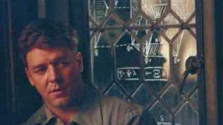 Russell Crowe sweeps me away with his body, smile and voice