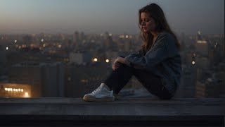 London Grammar - Nightcall (with Lyrics) / 4K HQ