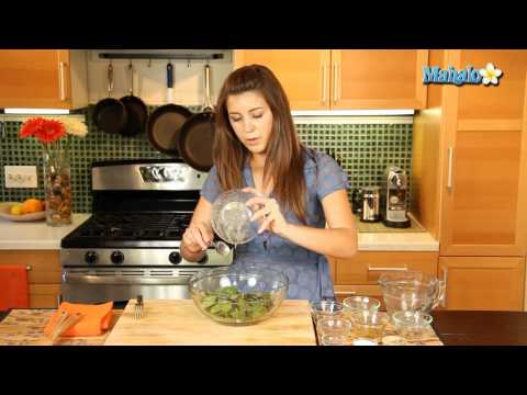 How to Make Spinach Salad with Dried Cherries
