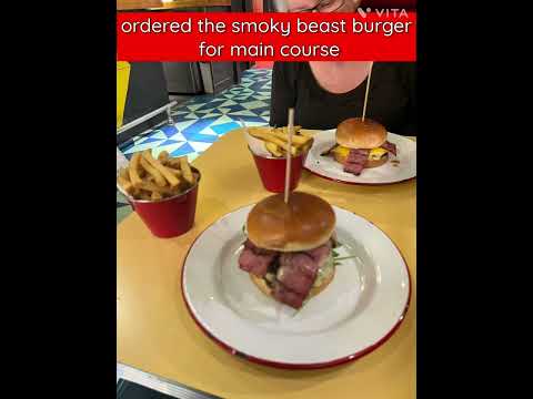 𝐑𝐞𝐯𝐢𝐞𝐰 𝐨𝐟 𝐒𝐦𝐨𝐤𝐲 𝐁𝐨𝐲𝐬 𝐑𝐞𝐬𝐭𝐚𝐮𝐫𝐚𝐧𝐭 𝐢𝐧 𝐂𝐚𝐬𝐭𝐥𝐞𝐟𝐨𝐫𝐝