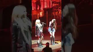 Download lagu Olivia Rodrigo and avril lavigne SINGING COMPLICATED TOGETHER ON  #sourtourcanada mp3