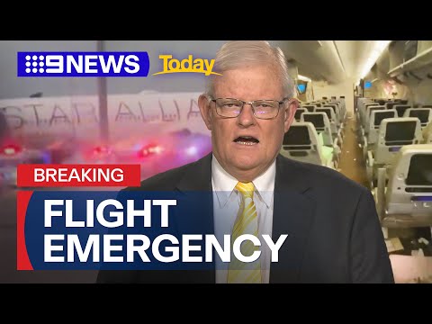 Man dies and dozens injured after Singapore Airlines flight turbulence | 9 News Australia