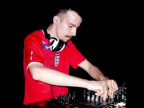 Nefti & K.Tee - Spora Część