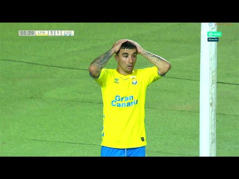 Ocasion de Alex Suarez y Rober en el UD Las Palmas 6  CD Lugo 1  |  | @LALIGAHYPERMOTION 2021