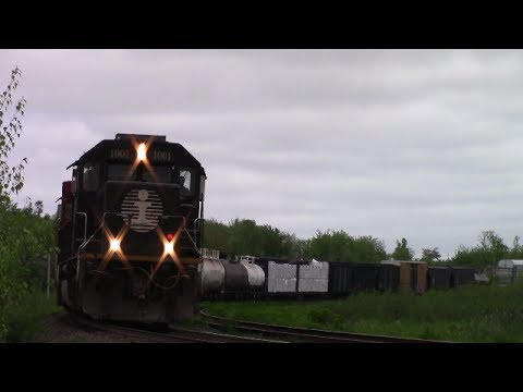 IC Death Star Leader! CN Train 407 at Painsec Jct - Moncton, NB (June 5, 2017)