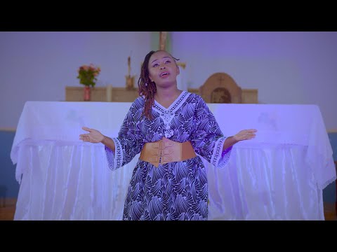 Wanjiru Wa Waya - Amukira Ngatho (Official Video)