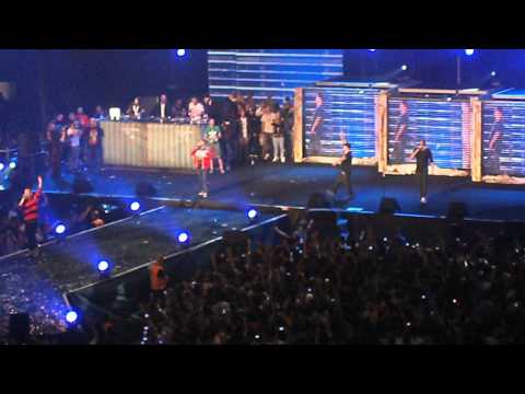 MAX PEZZALI FEAT TWO FINGERZ & CLUB DOGO - SEI UNO SFIGATO & CON UN DECA @LIVE 4hhtvbday