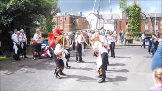 preview picture of video 'Cardiff Morris dance Room for Cuckolds in Pontypridd, 9th August 2014.'