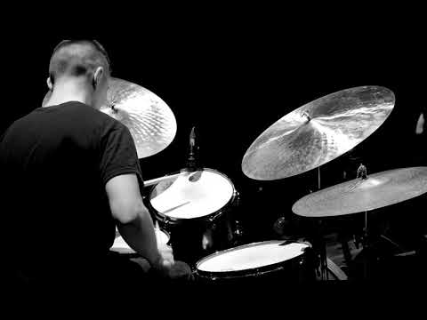 Graham Costello - Drum solo (Taken from "STRATA - LIVE")