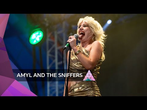 Amyl and the Sniffers - Knifey (Glastonbury 2022)