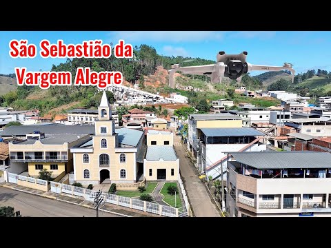 Vista aérea de São Sebastião da Vargem Alegre, MG, e região próxima. 