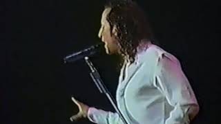 Journey - World Gone Wild Live 2001