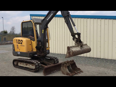 2007-VOLVO EC25 2.5 TON MINI DIGGER