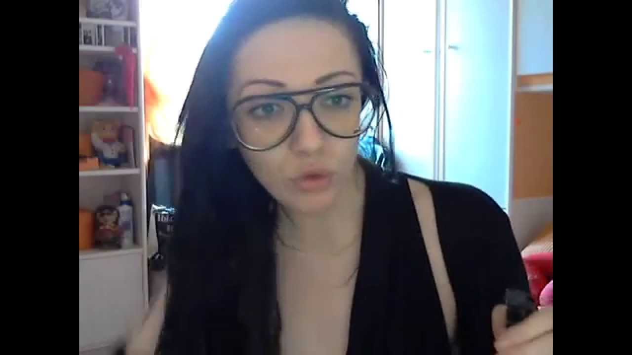 Watch Now APPLICAZIONE OLIO SEMI DI LINO PER CAPELLI! APPLICAZIONE OLIO SEMI DI LINO PER CAPELLI!