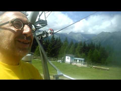 Majo sulla seggiovia che sale da Prà Rodont a Doss del Sabbion