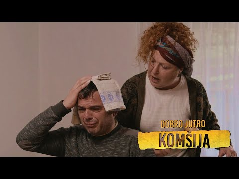 PRVA FAZA BAJANJA: Vidosava lupa meso na Čedinoj glavi || Dobro jutro, komšija 4K