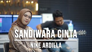 Download lagu SANDIWARA CINTA - NIKE ARDILLA (LIVE COVER INDAH YASTAMI) mp3