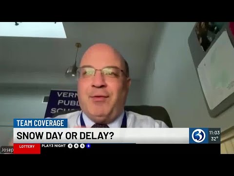 Snow day or delay? How superintendents make the call