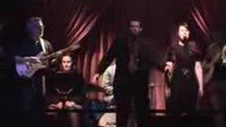 Avanim: "V'shamru" (Play that funky music)