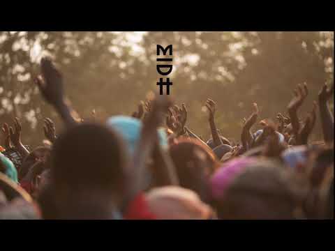 B'utiza feat. Biziwe & Fusion Tone - Ngicel 'Ungiqabule