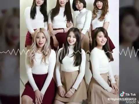 (Momoland Bbom Bbom) picture