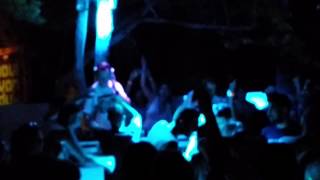 preview picture of video 'Nick Warren live @ Loca beach bar Diakofto Greece 3/8/2014'