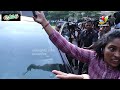 ఓటు హక్కు వినియోగించుకున్నసెలబ్రిటీలు | Celebrities Voting | Mega Star, Allu Arjun, Ram Charan - Video