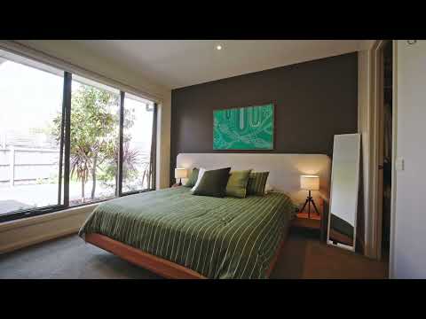 2/2 Ormond Road, Clayton, VIC 3168, 3房, 2浴, 排房