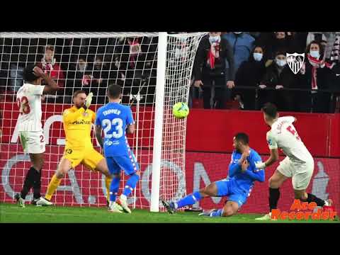 🥳💥 Reacción del banquillo del Sevilla FC al gol de Ocampos al Atlético de Madrid
