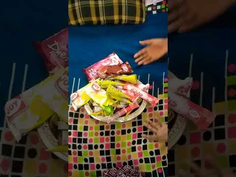 we had lots of ice cream in this hot sun ☀️ 🌞 😋😍🍦🍨🍧🍧